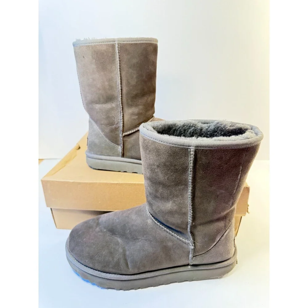 UGG Women's Classic Short Ii Boot, Grey/Brown, 10